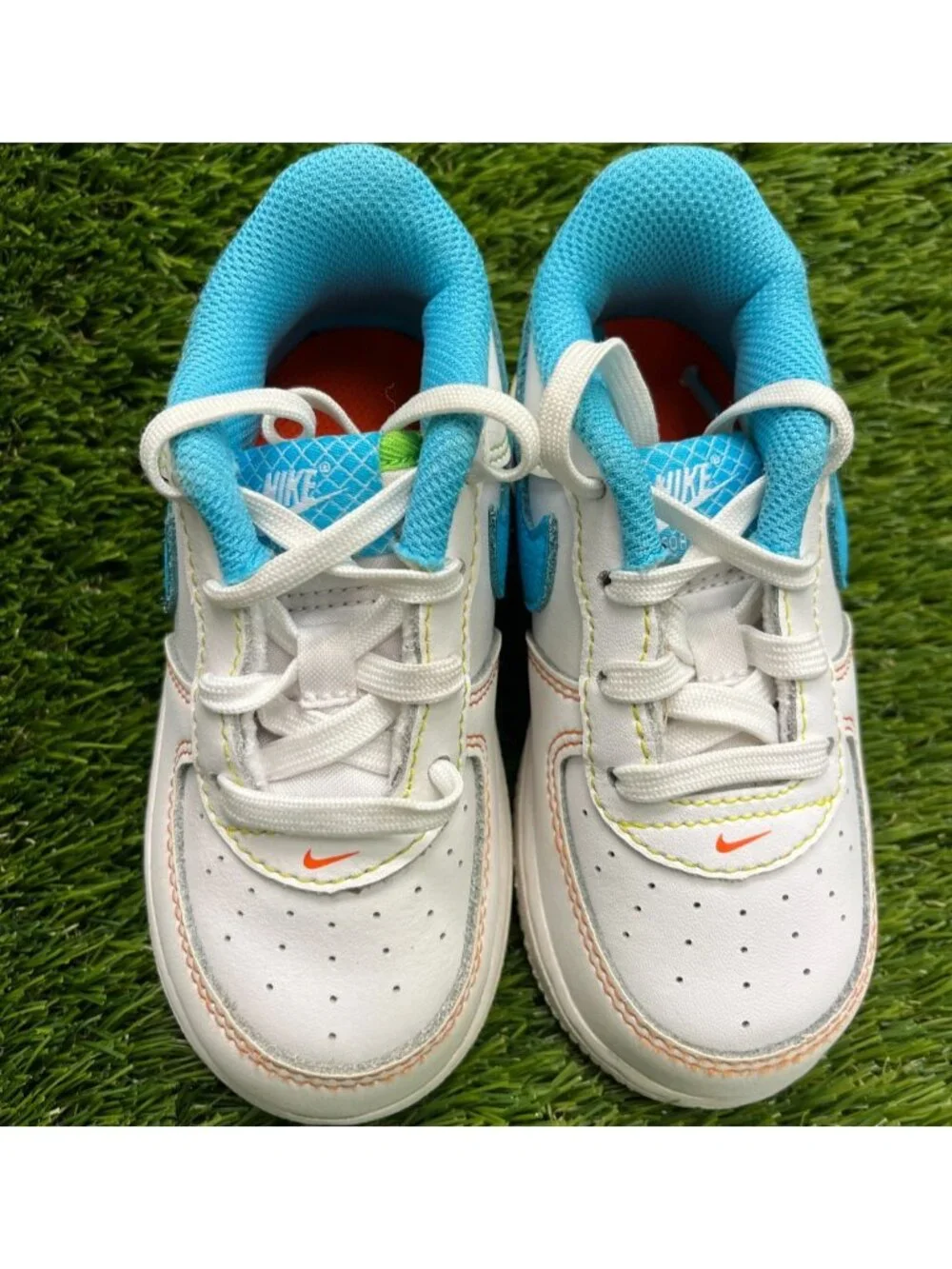 Nike Air Force 1 LV8 Boys Size 8C White Blue Athletic Leather Shoes Sneakers